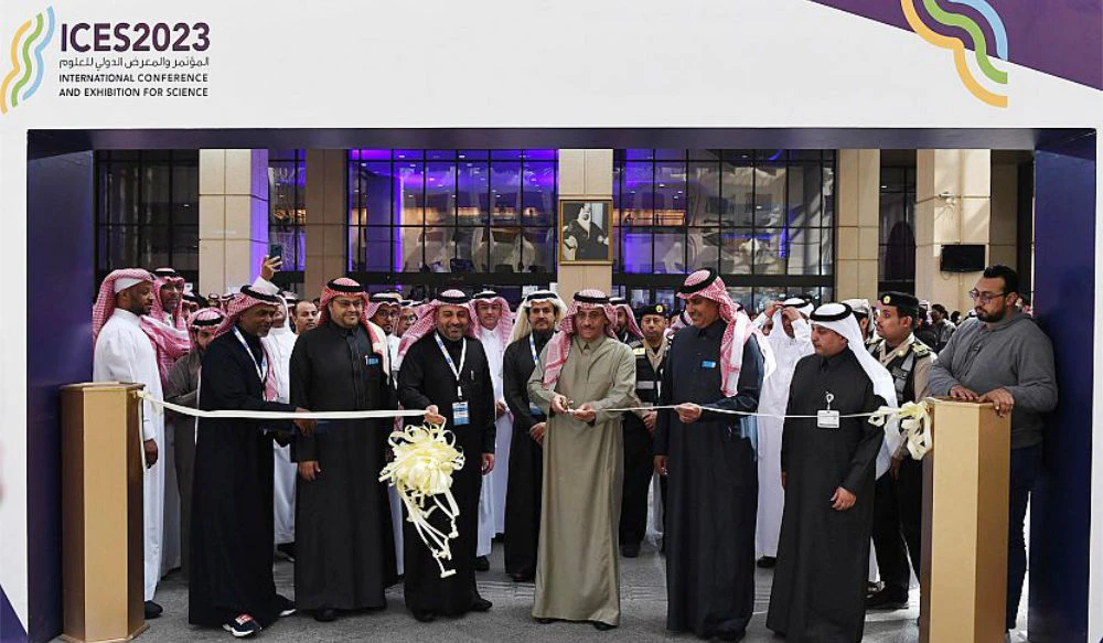 King Saud University President Badran Al-Omar inaugurates the International Conference and Exhibition for Science in Riyadh. (SPA)