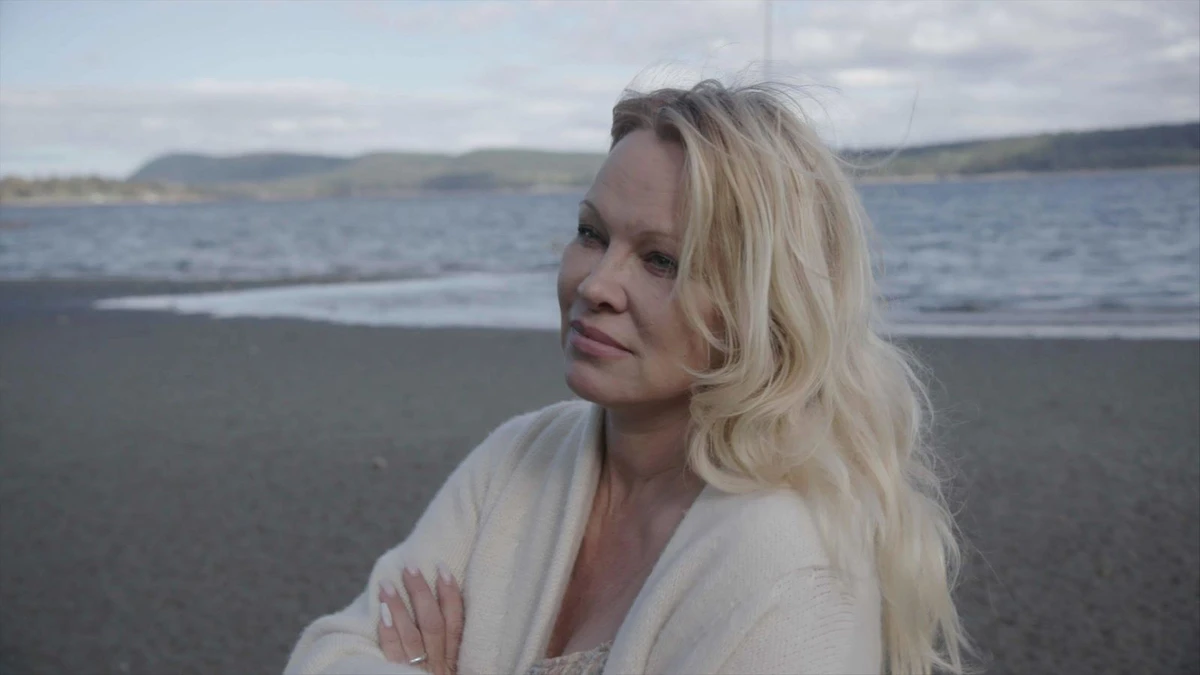Review: ‘Pamela, a Love Story’ paints an endearing but incomplete picture of a Hollywood superstar