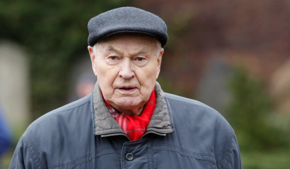 Hans Modrow, the last Communist Prime Minister of former East Germany, German Democratic Republic, attends a commemoration for former German socialists' leaders Rosa Luxemburg and Karl Liebknecht at a cemetery in Berlin, Jan. 13, 2019. (AP)