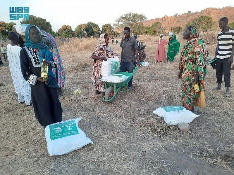 KSRelief distributes 1,150 food parcels in Sudan