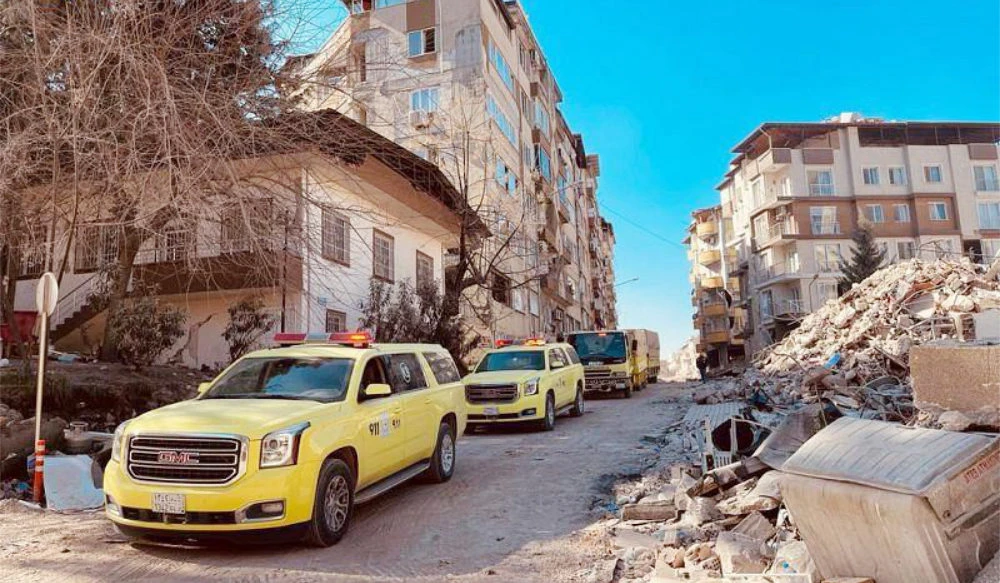 Saudi teams step up relief work in Syria, Turkiye