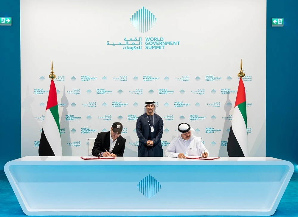 Dr. Mohammed Ebrahim Almualla, the ministry’s under-secretary for academic affairs, and Code.org chief executive officer, Hadi Partovi, inked the MoU in Dubai. (WAM)