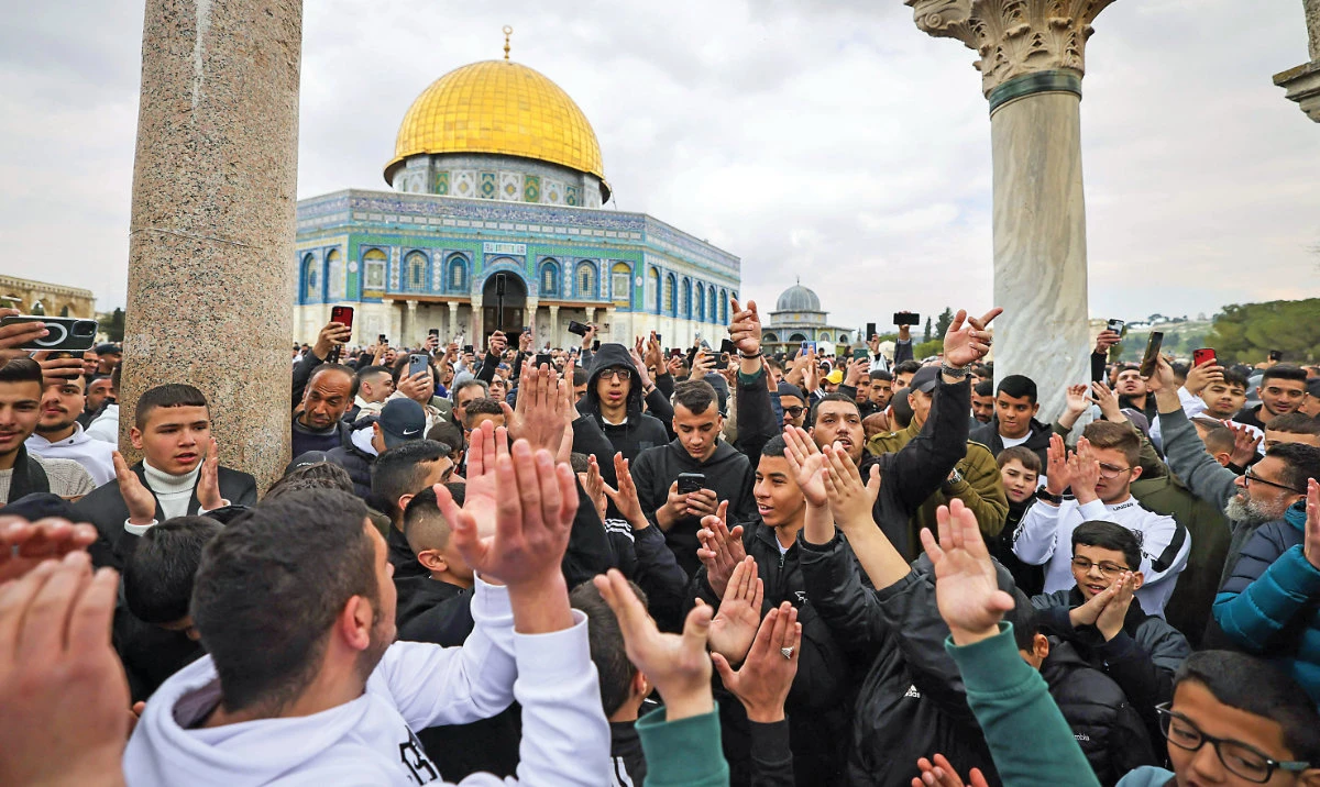 Palestinians protest over East Jerusalem school merger