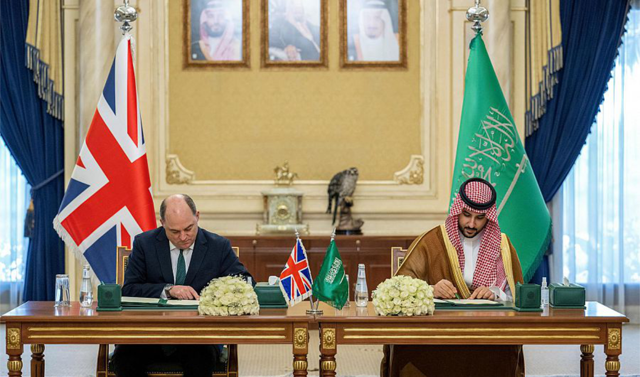 The two officials reviewed strategic bilateral relations and cooperation in the military and defense fields. (SPA)