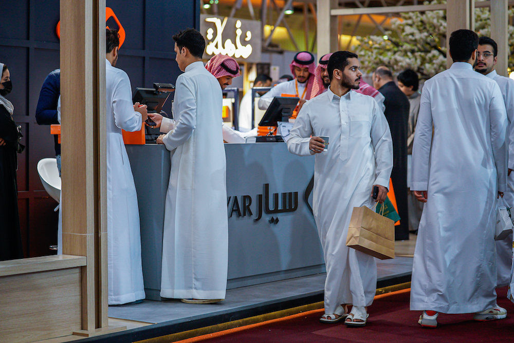 Emerging brands have made their presence felt alongside established names at a Men’s Fabrics and Accessories Expo featuring more than 700 exhibitors in Riyadh. (AN Photo/Huda Bashatah)