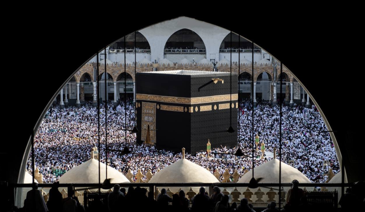 Pilgrims are only permitted to perform Umrah once during Ramadan, the Ministry of Hajj and Umrah has said. (@ReasahAlharmain)
