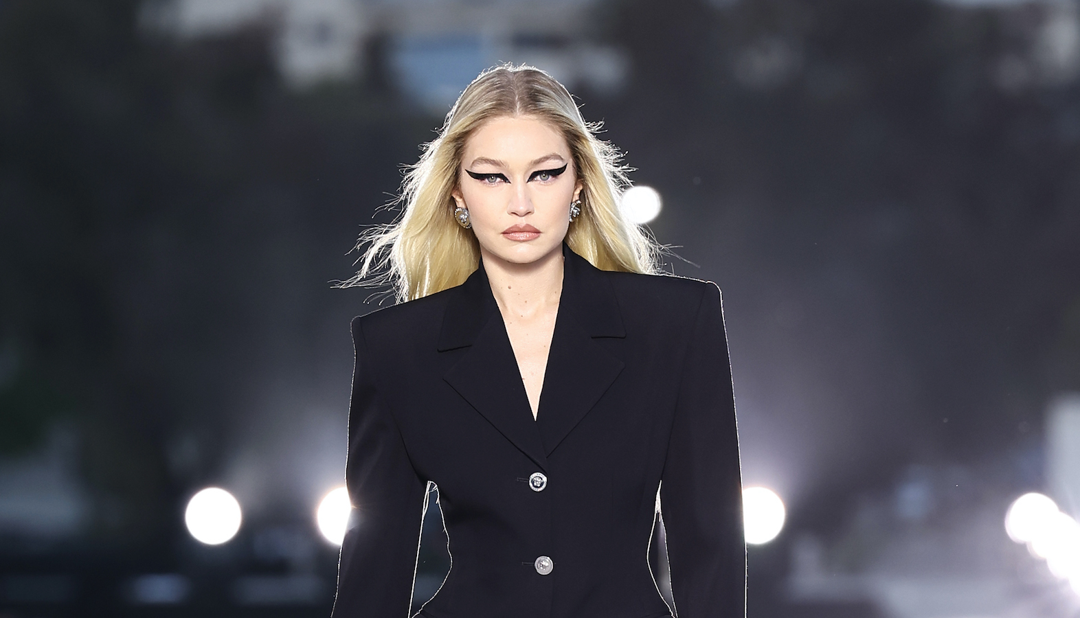 Gigi Hadid wore two outfits. (Getty Images)
