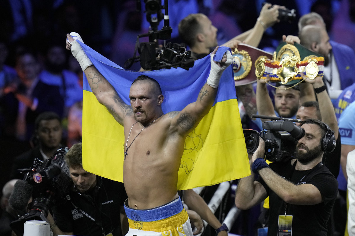Ukraine's Oleksandr Usyk after beating Britain's Anthony Joshua to retain his world heavyweight title at King Abdullah Sports City on Aug. 21, 2022. Usyk took to social media on Friday to accept Tyson Fury’s terms for a fight for the undisputed world heavyweight title. (AP/file photo)