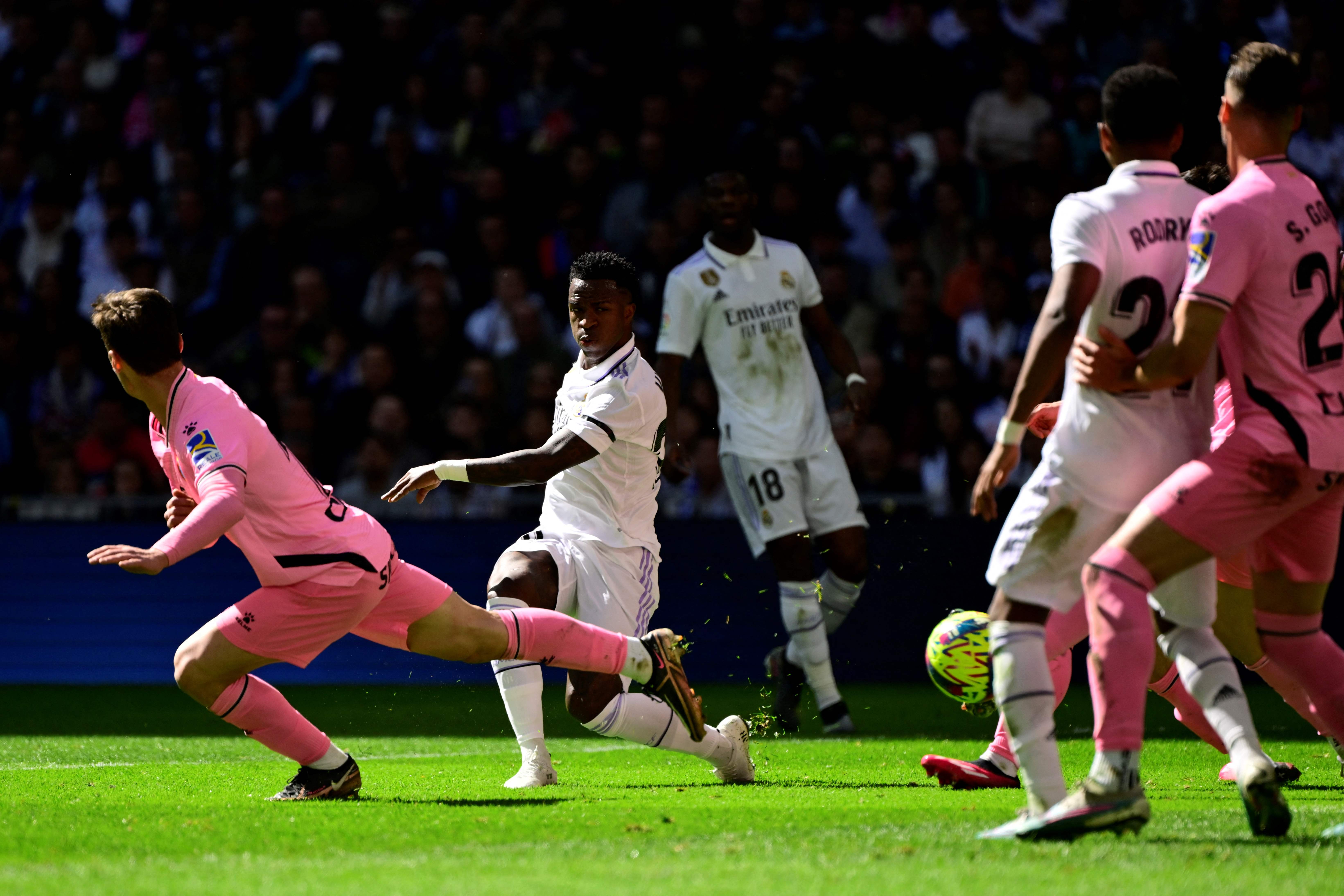 Real Madrid clip Espanyol 3-1, eye Liverpool and clasico