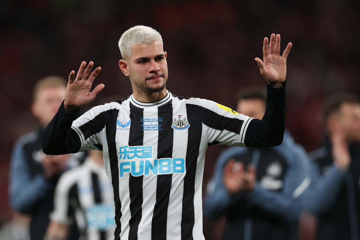 Newcastle United's midfielder Bruno Guimaraes gestures to the fans after their English League Cup final football match with Manchester United at Wembley Stadium in London on February 26, 2023. (AFP)
