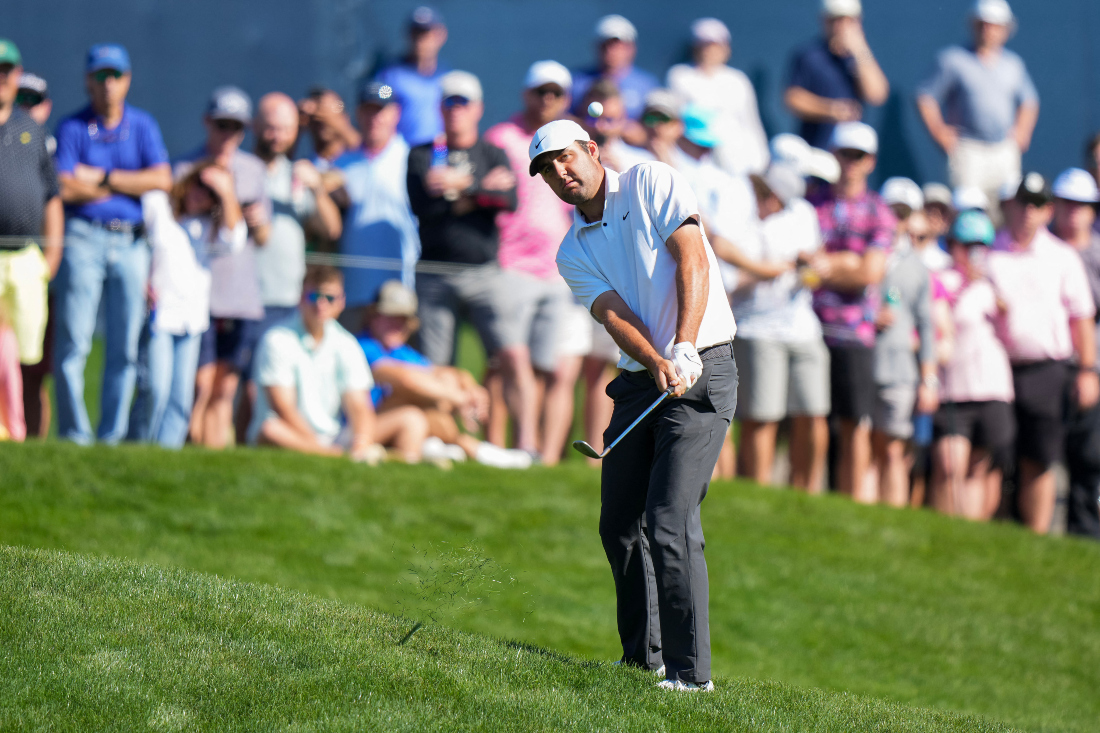 Scheffler grabs 2-shot lead at Players on record day of scores