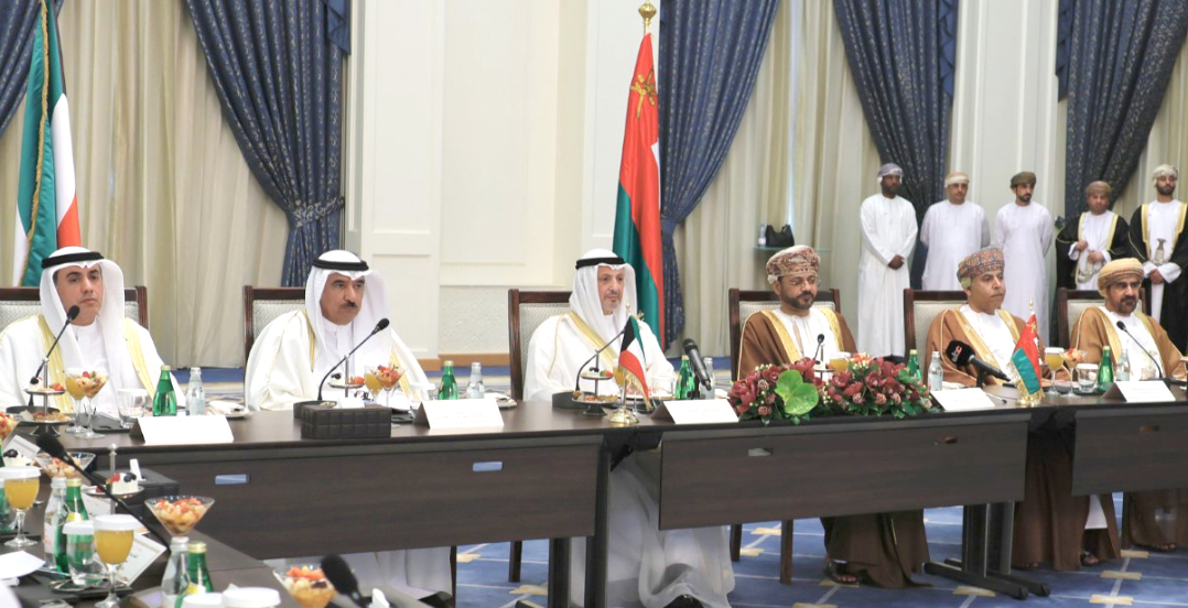 The ninth session of the Kuwaiti-Omani joint committee meetings in Muscat. (KUNA)