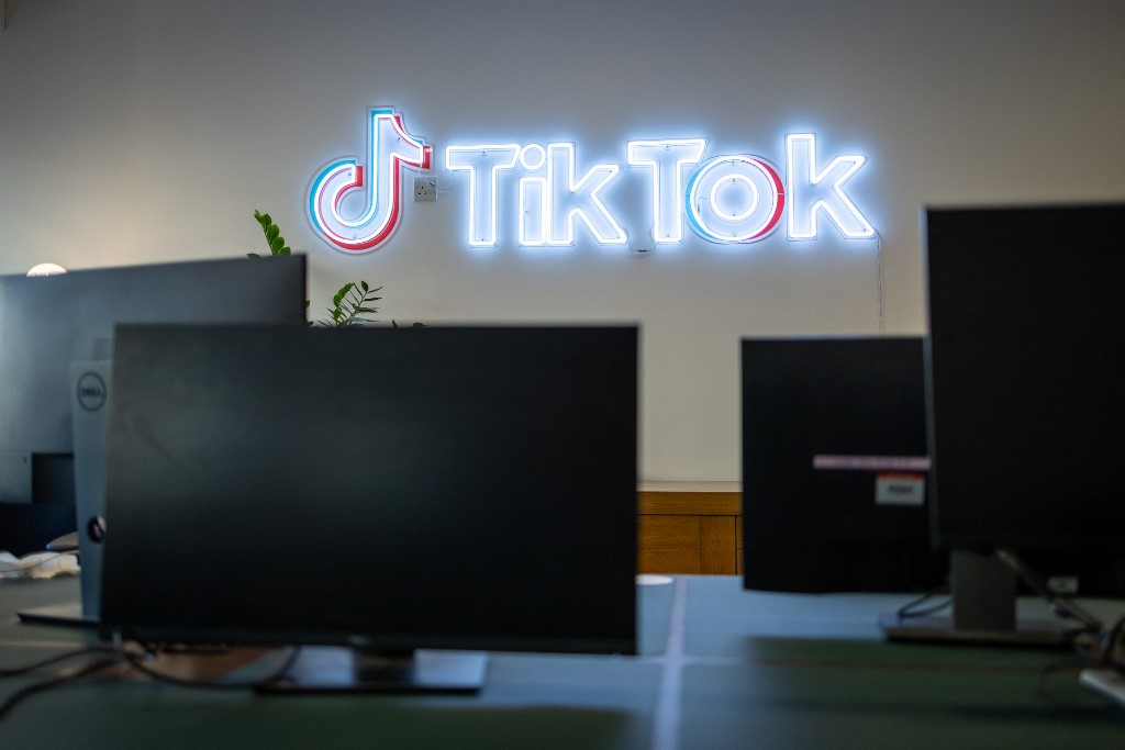 UK plans to ban TikTok from government devices imminent