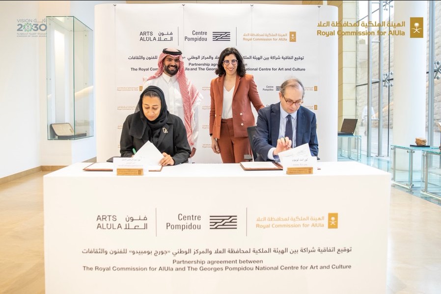 The agreement was signed by Arts AlUla executive director Nora Aldabal and Centre Pompidou president Laurent Le Bon in the presence of Prince Badr bin Farhan, Saudi Minister of Culture and Governor of RCU, and French Culture Minister Rima Abdul Malak. (Twitter)