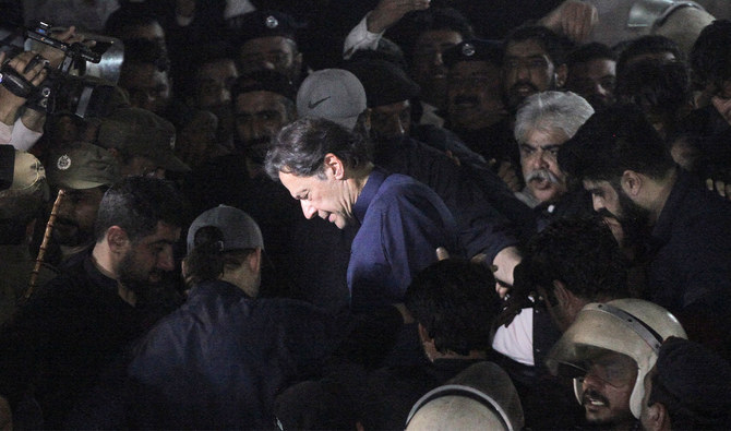 Toshakhana case: Judge offers to halt arrest attempts if Imran surrenders in court