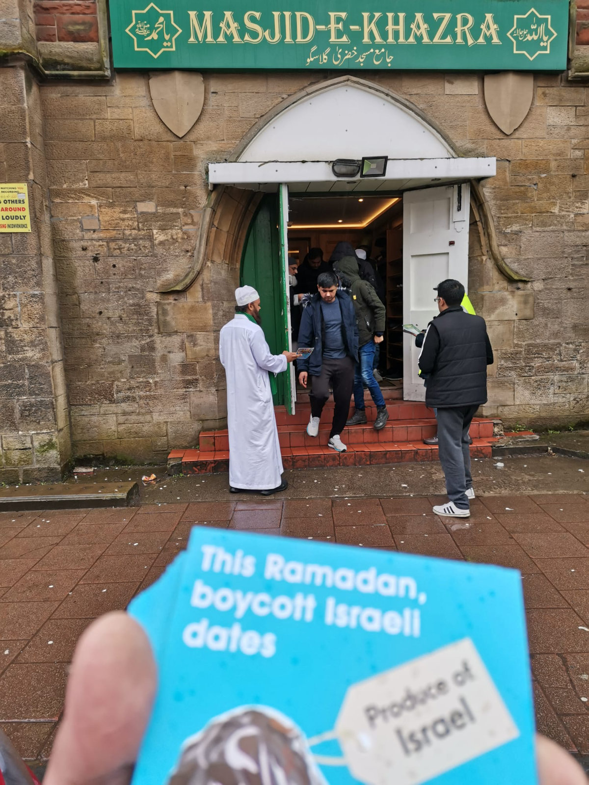 Pro-Palestinian group launches campaign to check Israeli products in Ramadan across UK mosques