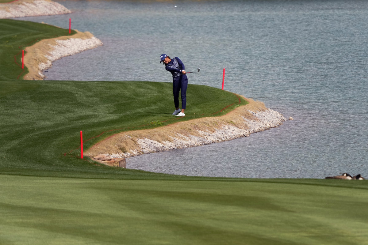 Boutier beats Hall in playoff to claim 3rd LPGA victory