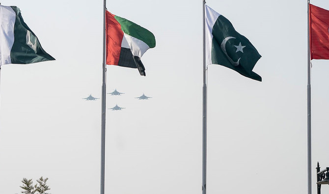 Pakistani finance minister meets UAE envoy amid IMF push for external financing commitments