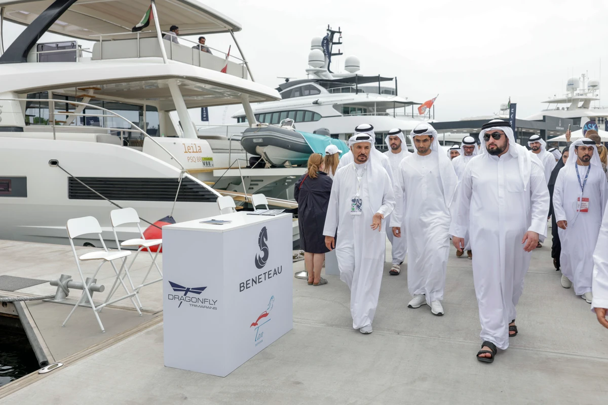 Sheikh Ahmed bin Mohammed Al-Maktoum, the chair of Dubai Media Council, touring the boat show. (WAM)