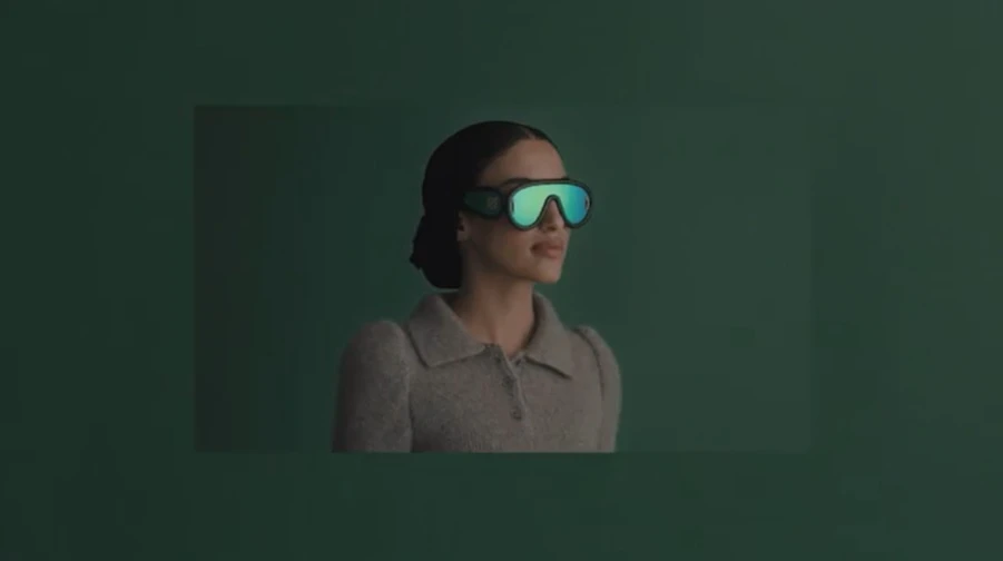 Saudi star Yara Alnamlah features in the new video. (Supplied)