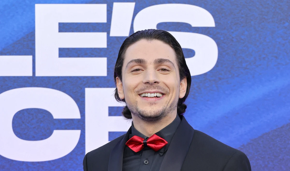 Maskoun was voted the Middle Eastern Social Media Star at the People’s Choice Awards. (AFP)
