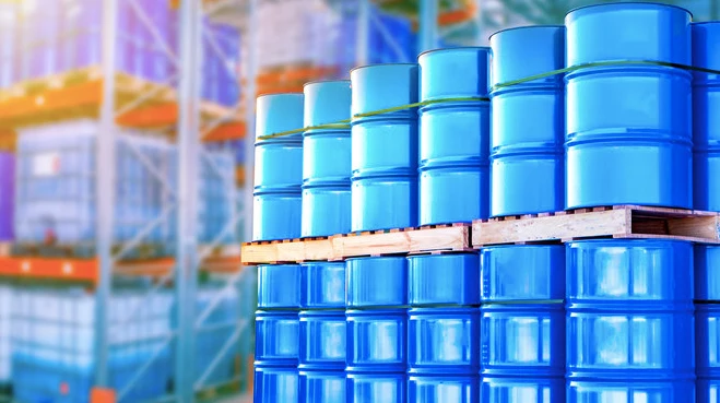 Brent crude futures were up 60 cents or 0.81 percent to $74.29 per barrel at 10.55 a.m. Saudi time (Shutterstock)