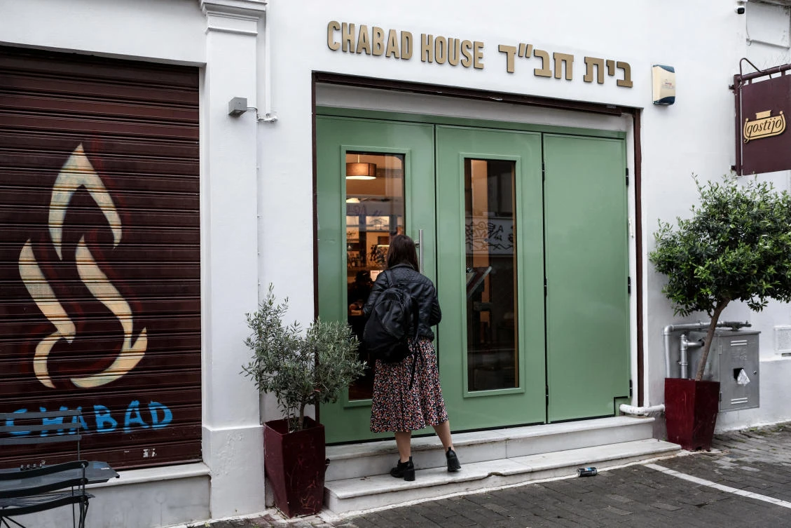 Greece arrests 2 Pakistanis for planning anti-Semitic attacks