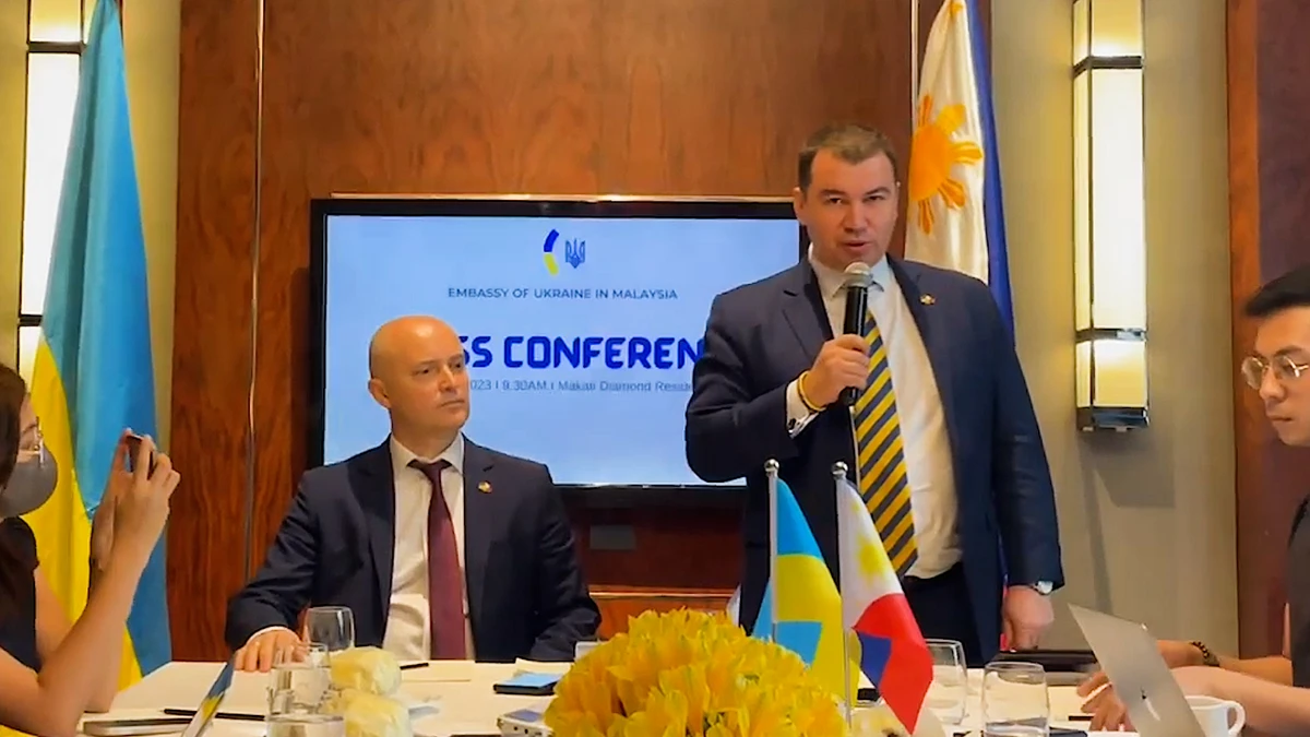 Ukrainian Chargé d’affaires Denys Mykhailiuk, right, speaks on March 29, 2023 at an event in Makati City, organized by the Ukrainian Embassy in Malaysia, which holds jurisdiction over the country’s affairs in the Philippines. (Consulate of Ukraine in the Philippines)