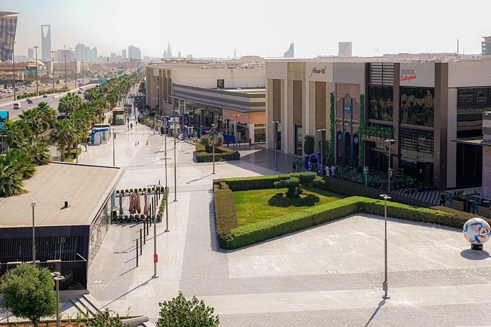Cenomi Centers provides customers with a complete range of high-quality lifestyle centers.
