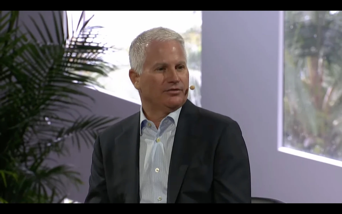 Speakers on the panel discussed the consequences of these adjustments on the global economy. (Screenshot/FII)