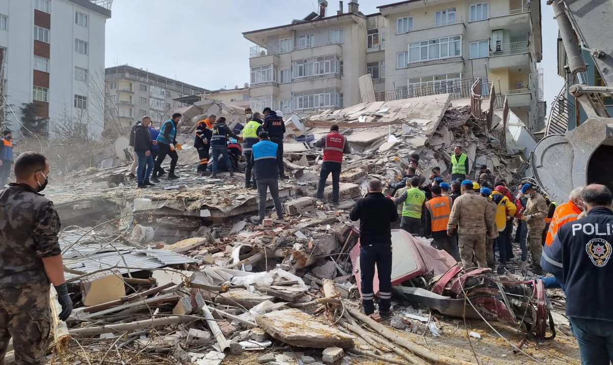 Rescuers carry on search operations among the rubble of collapsed buildings in eastern Turkey on February 27, 2023. (AFP)