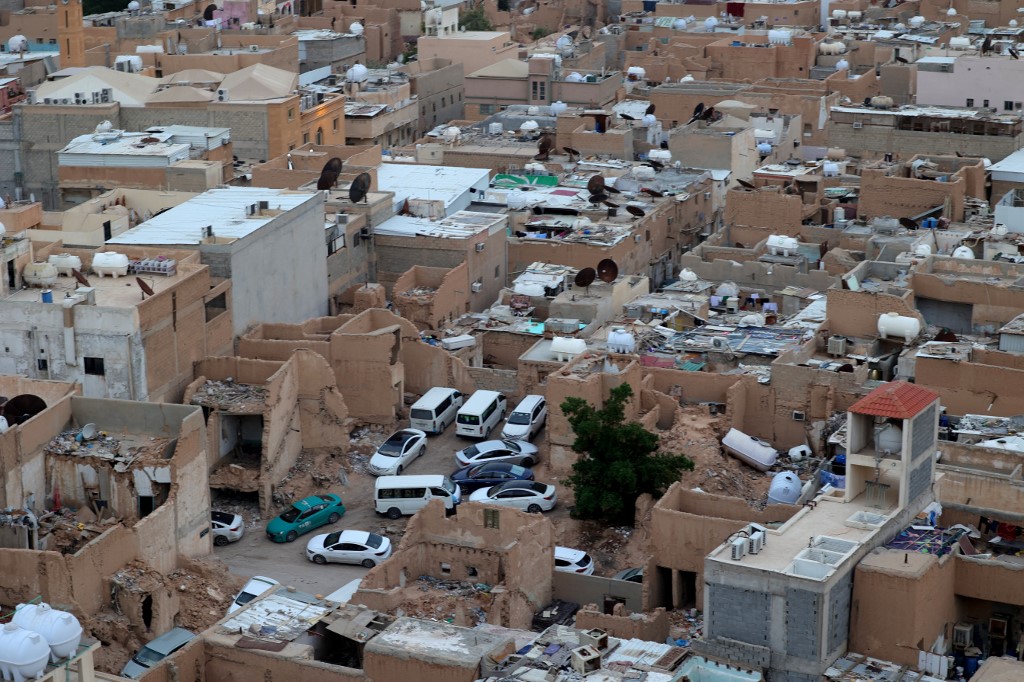 Kingdom arrests 16,407 for violating residency, work, border laws