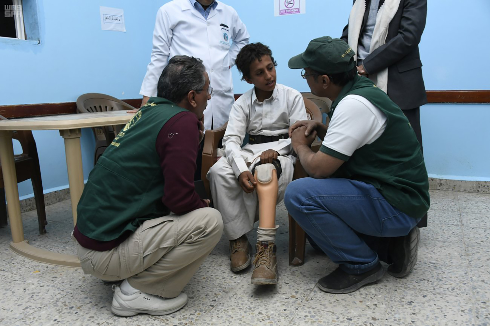 A prosthetics project implemented by the King Salman Humanitarian Aid and Relief Center aims to help amputees and victims of mines planted by the Houthi militia all over Yemen. (SPA)
