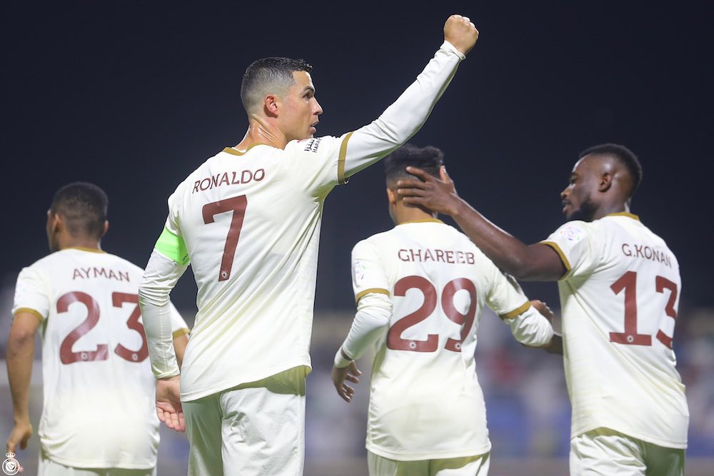 Ronaldo double keeps Al-Nassr on track for the title