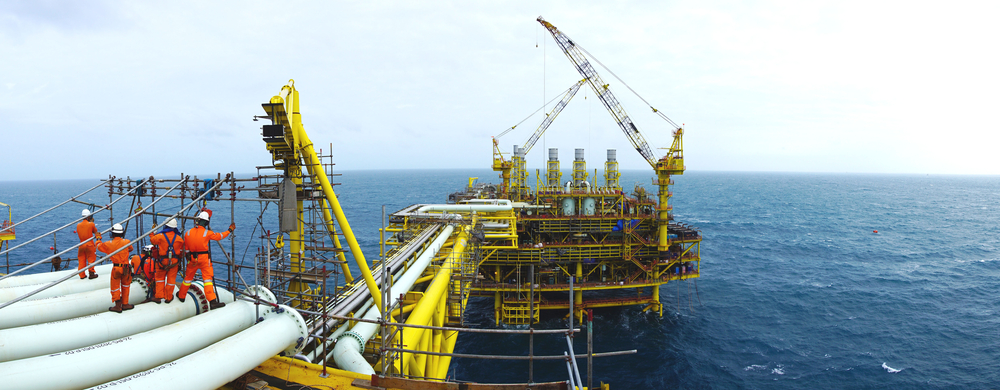 Brent crude futures gained 44 cents, or 0.52 percent, to $85.38 a barrel by 11.15 a.m. Saudi time. (Shutterstock)