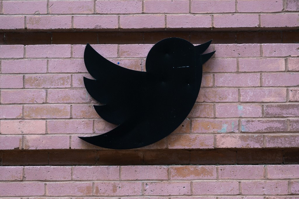 Everything you need to know about Twitter Blue confusion