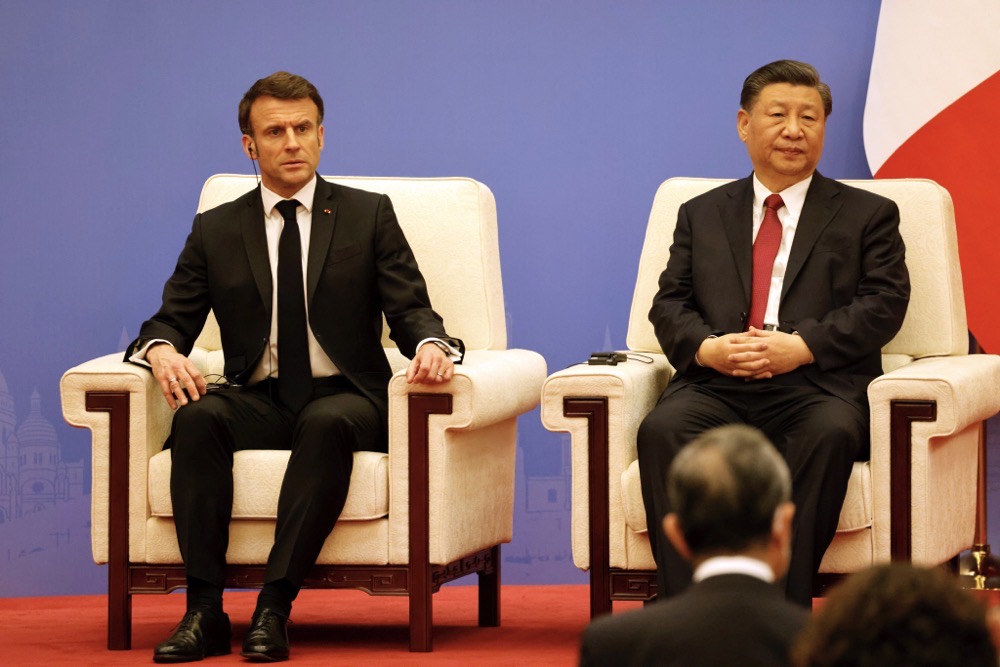 The two leaders met Thursday after a formal welcome ceremony in Tiananmen Square. (AP)