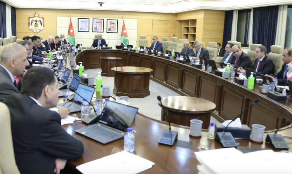 A Jordanian cabinet meeting chaired by Prime Minister Bishr Khasawneh on Sunday decided to approve changes to the labor landscape in the country. (Petra/File Photo)