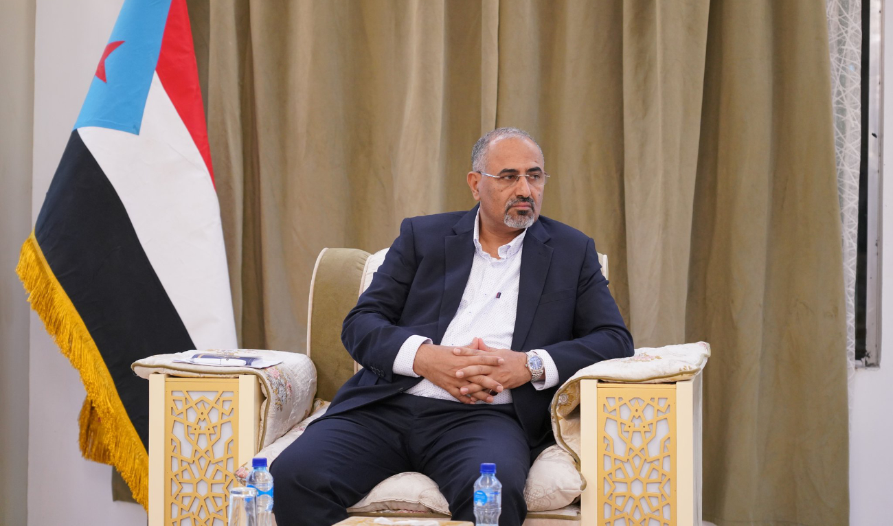 The Southern Transitional Council was set up in May 2017, with the aim of a separation of southern Yemen from the rest of the country, as it was before 1990. Al-Zubaidi is a former governor of Aden, the southern capital. (@AidrosAlzubidi)