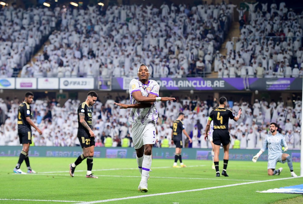 Kodjo Fo-Doh Laba celebrates against Sharjah. (Twitter: @alainfcae_en)