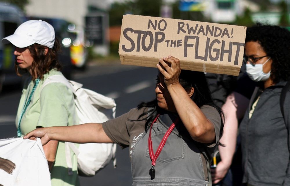 UK expected to ignore ECHR rulings on migrant deportations