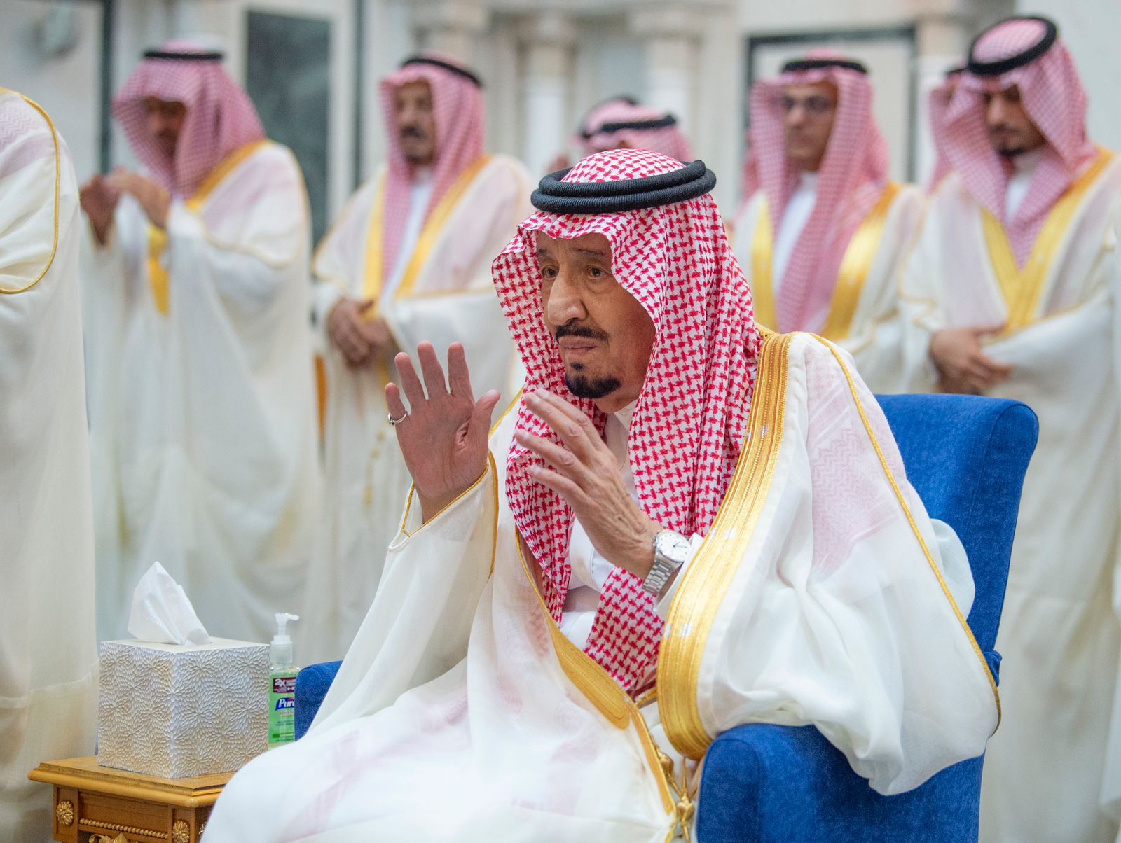 Saudi Arabia’s King Salman performs Eid Al-Fitr prayers at Al-Salam Palace in Jeddah. (SPA)