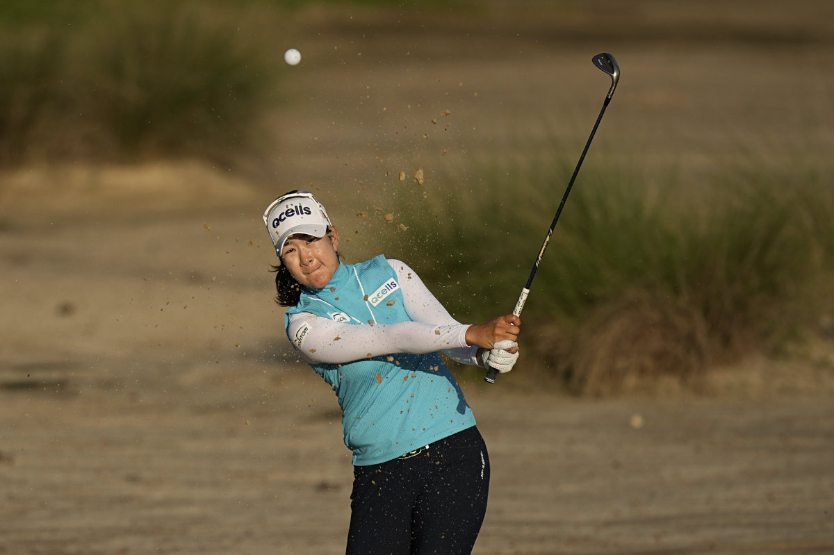 A Lim Kim, of South Korea, plays a shot from a bunker on the eighth hole during the second round of the Chevron Championship women's golf tournament in The Woodlands, Texas, Friday. (AP)