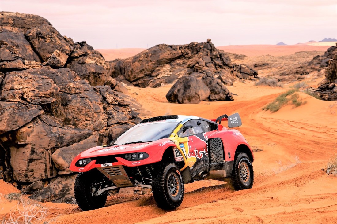 Loeb looks to protect championship lead over Al-Attaiya