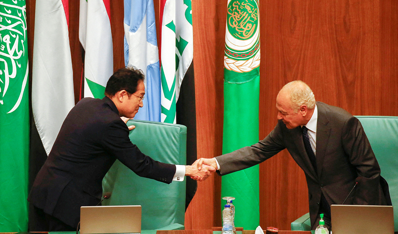 Japanese Prime Minister Fumio Kishida said his country is keen on increasing cooperation with all Arab countries. (Reuters)