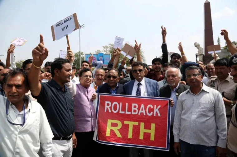 Tens of thousands of private doctors in India’s Rajasthan state on Sunday continued their weeks-long strike in protest over a right to health bill. (Twitter/IMAIndiaOrg)