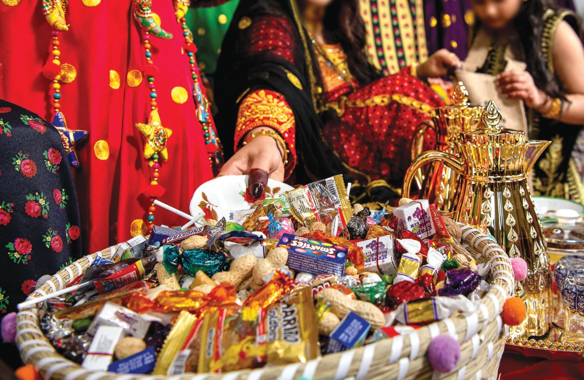 To celebrate Gargee’an, children dressed up in traditional attire frolic door-to-door to exchange candy, nuts, and sometimes small toys. (Shutterstock)