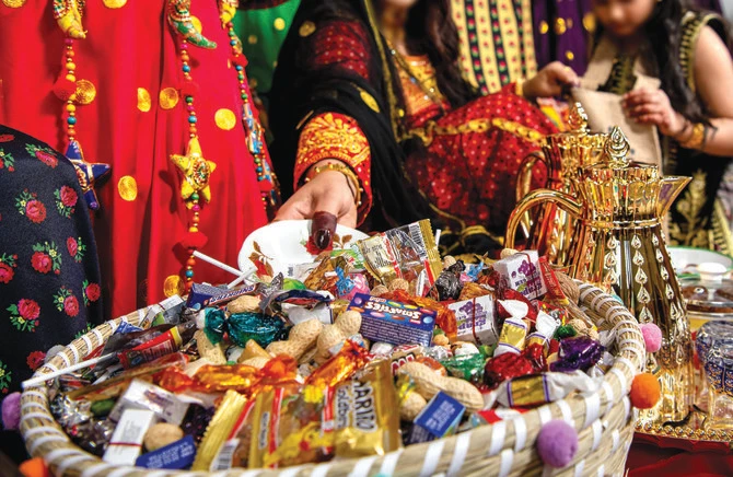 To celebrate Gargee’an, children dressed up in traditional attire frolic door-to-door to exchange candy, nuts, and sometimes small toys. (Shutterstock)