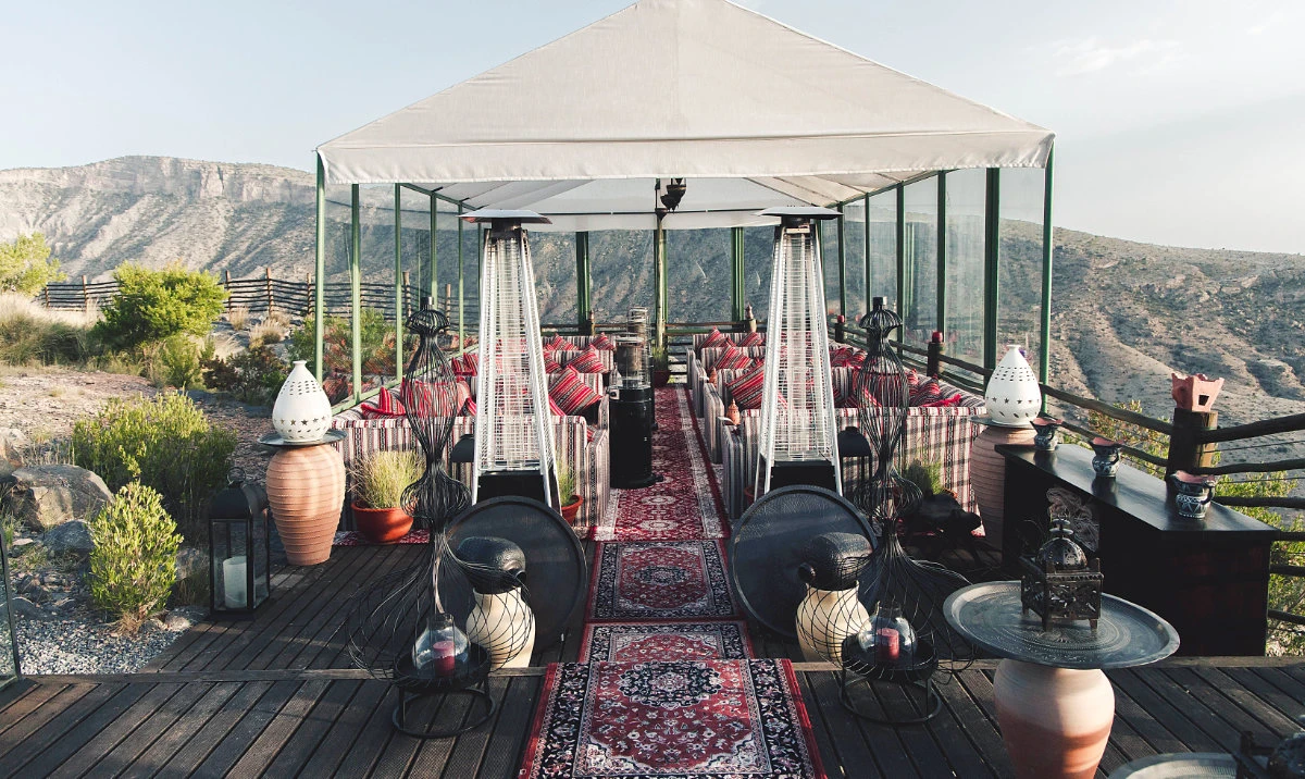 The café is located on the Jabal Deck terrace by the edge of the cliff at the five-star Alila Jabal Akhdar hotel and resort.