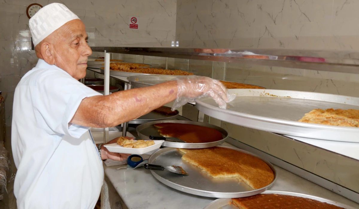 Fareed Khalid Alhattab, dubbed as Abu Khalid is a Palestinian Kanafani who lives in Jeddah and the owner of Demasi, one of the most popular sweets shops in Jeddah since over 50 years. (AN Photo by Ghazi Mahdi)